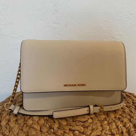 Michael Kors Leather Crossbody Flap Closure Cream/Gold Accents - Picture 1 of 10